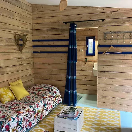 La Cabane, Independante Dans Jardin - Esprit Authentique Et Confortable - La Campagne A 5 Mn Du Centre De Caen Appartement Fleury-sur-Orne