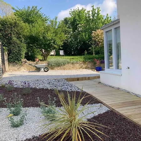 Appartement La Cabane, Independante Dans Jardin - Esprit Authentique Et Confortable - La Campagne A 5 Mn Du Centre De Caen