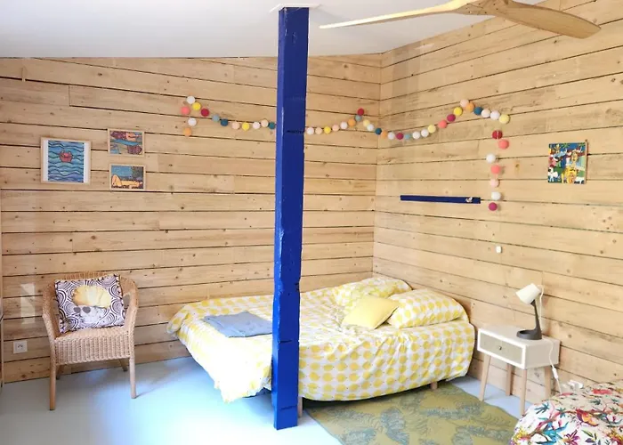 La Cabane, Independante Dans Jardin - Esprit Authentique Et Confortable - La Campagne A 5 Mn Du Centre De Caen Apartment *